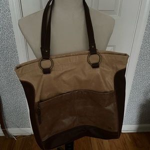 The Sak Brown Leather Color Blocked Sak Purse.